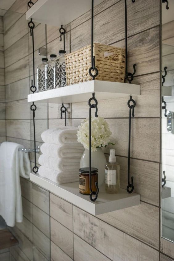étagères petite salle de bain