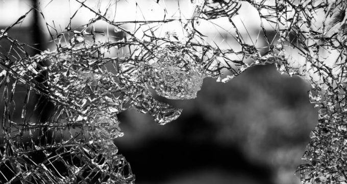 Fenêtre cassée