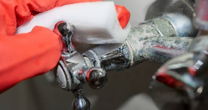 image verifications plomberie calcaire region.jpg