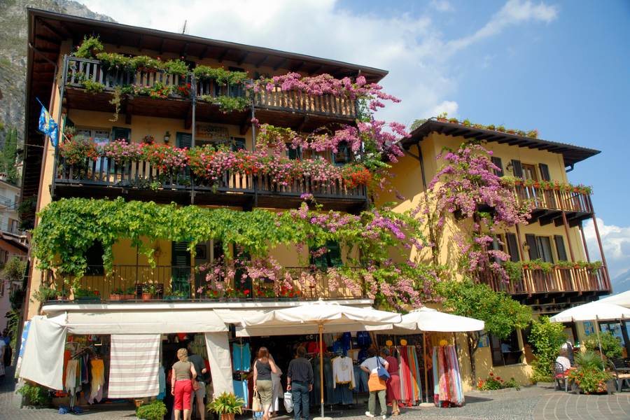 balcon fleuri