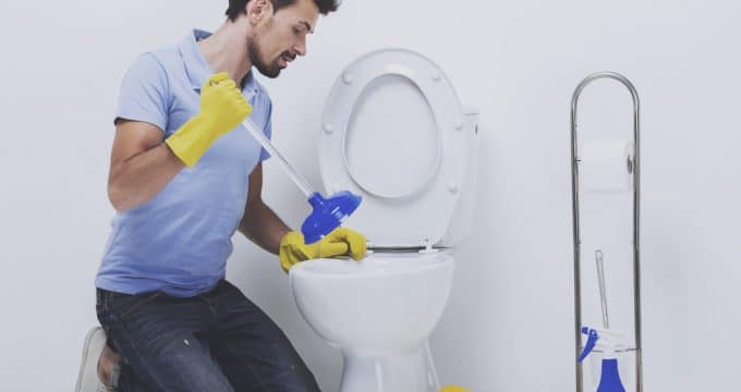 comment-déboucher-toilettes
