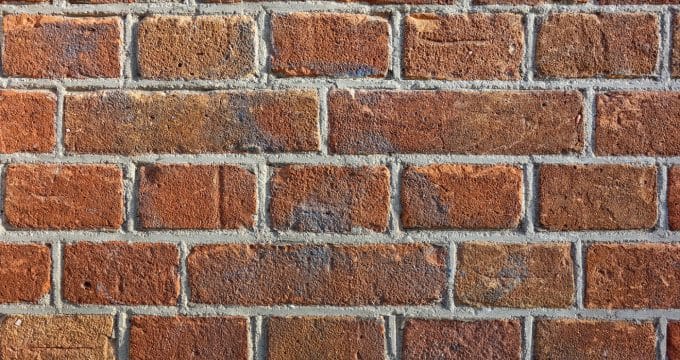 Pourquoi choisir des briques en terre cuite pour la construction d’une maison ?