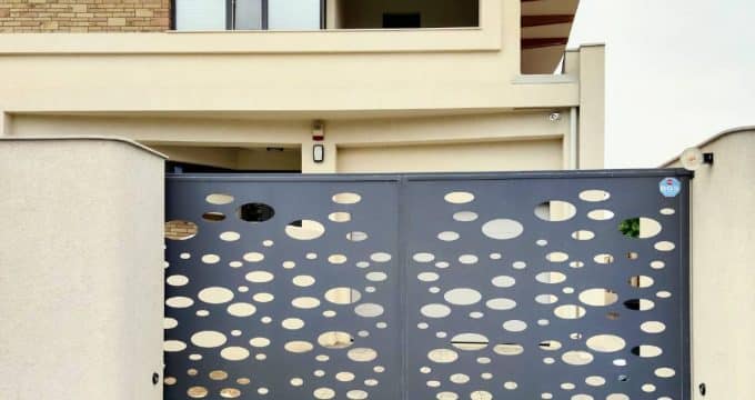 portail aluminium coulissant