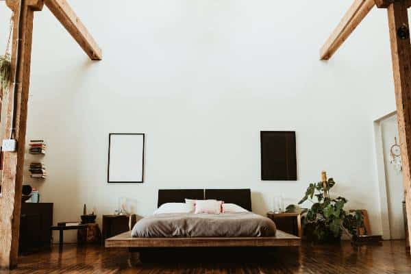 cadre de lit en bois