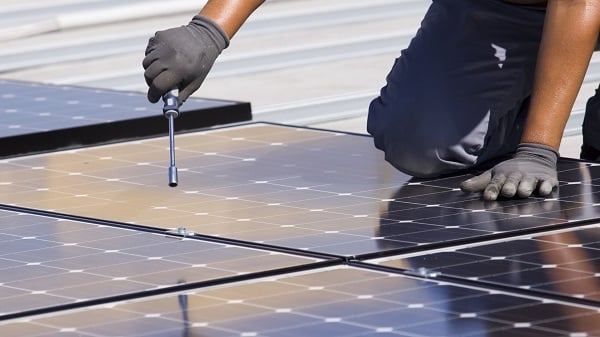 installation panneaux solaires