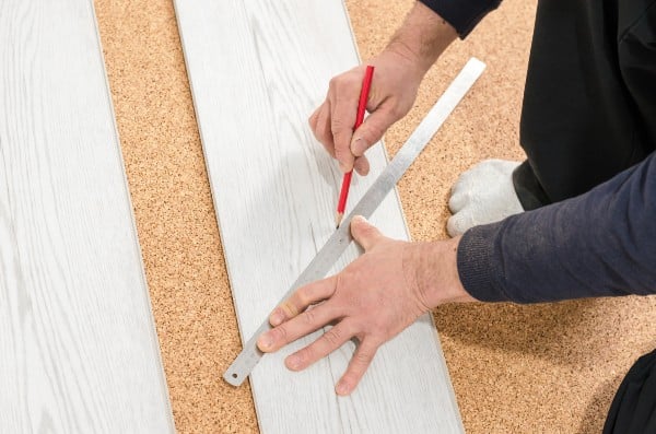 couper parquet