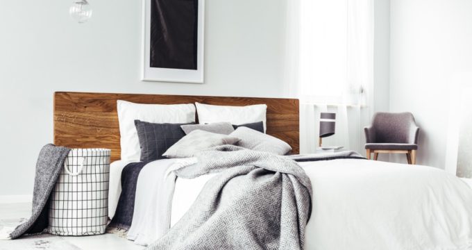 tête de lit en bois