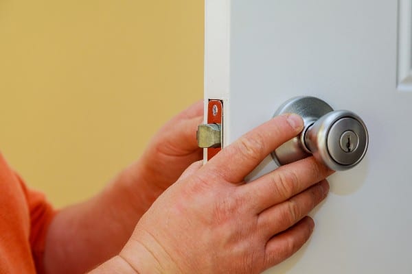 installation dune serrure