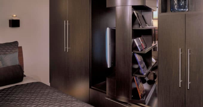 Armoire de chambre : alliez praticité et élégance pour un intérieur chic !