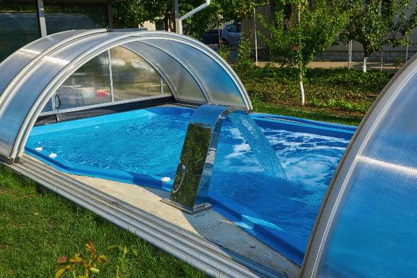 abri de piscine télescopique